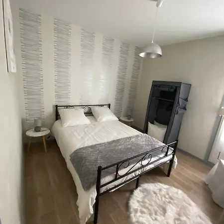 Chez Nous Bis 아파트 *